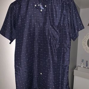 Short sleeve button dress shirt